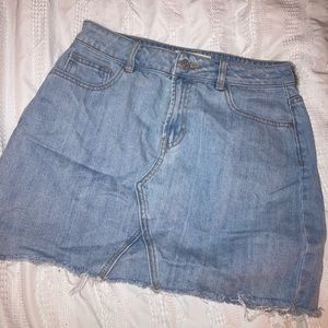 PacSun size 26 frayed denim mini skirt, never worn before, not sold anymore